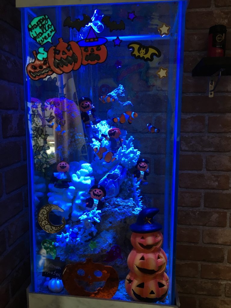 山本華世さんのカヨチャンネルスタジオもハロウィン🎃